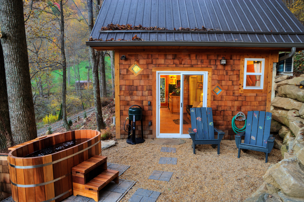 5 One Of A Kind Cabins Cottages And Yurts Near Asheville